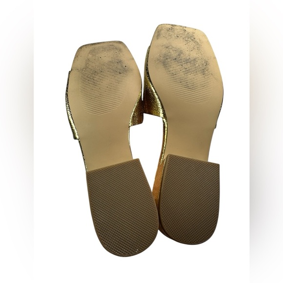 Steve Madden Women’s Amir Gold Foil Slide Sandals, Size 6M - Picture 6 of 7